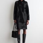 KNIEHOHE STIEFEL AUS LEDER MIT ABSATZ SCHWARZ | COS DE